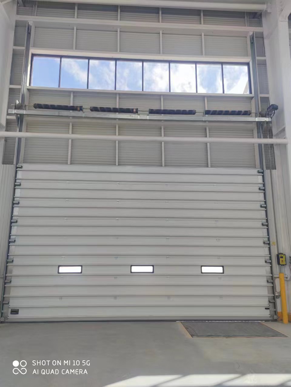 工業(yè)提升門、滑升門-興德門業(yè)